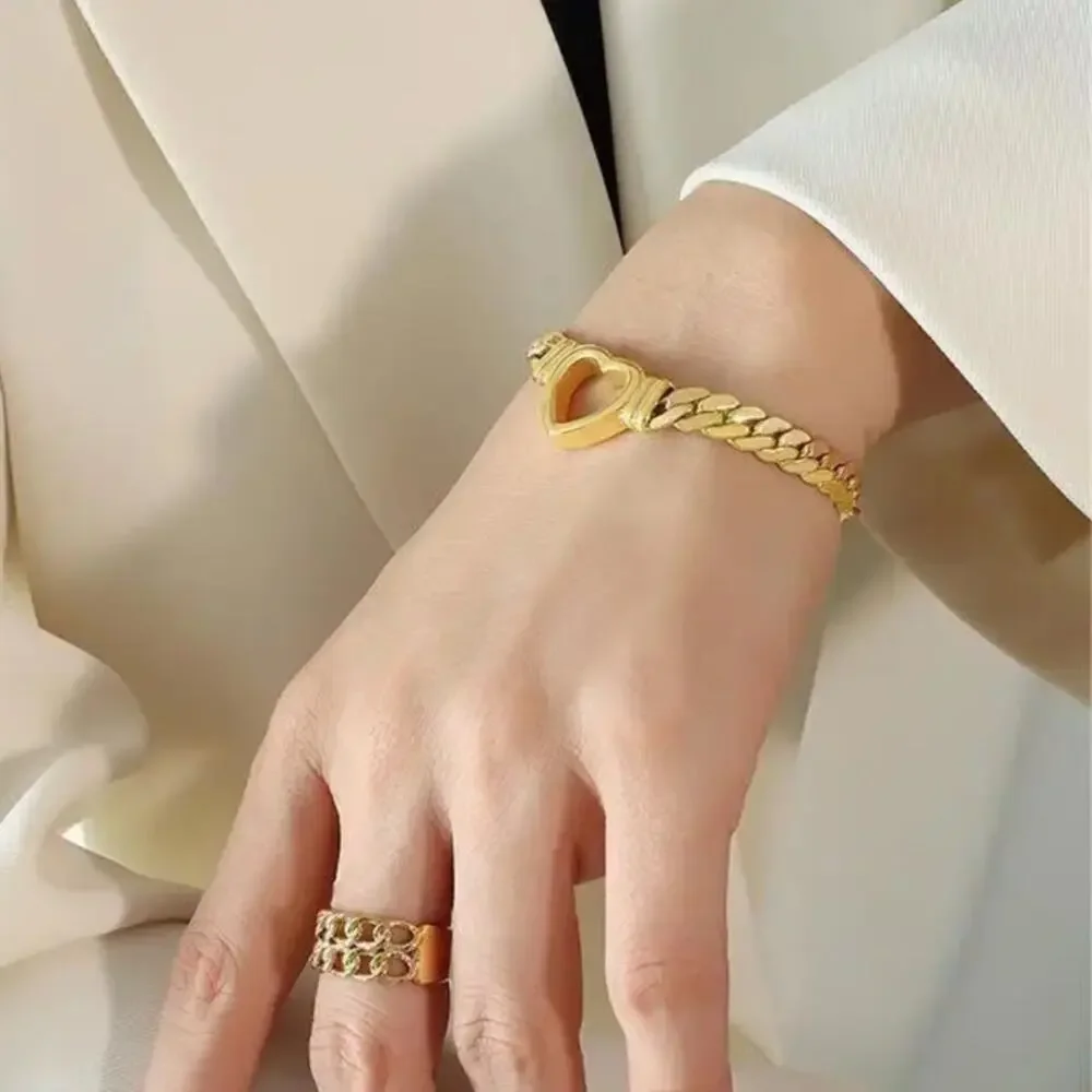 NEW 18K karat yellow gold plated heart charm chain bracelet jewelry B3A
